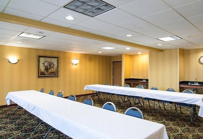 فندق Quality Inn