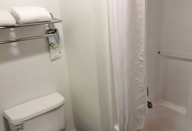 فندق Quality Inn