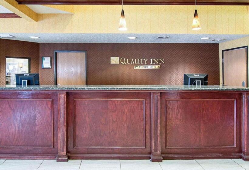 فندق Quality Inn