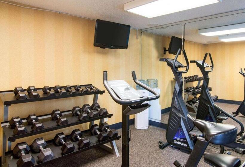 فندق Quality Inn