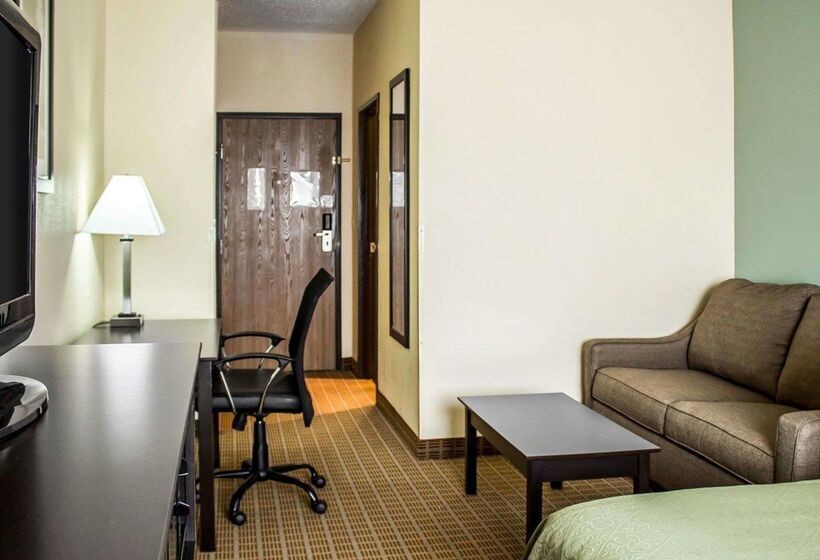 فندق Quality Inn