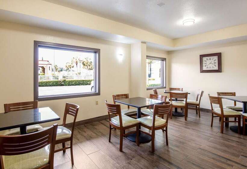 ホテル Quality Inn Mobile West Tillmans Corner