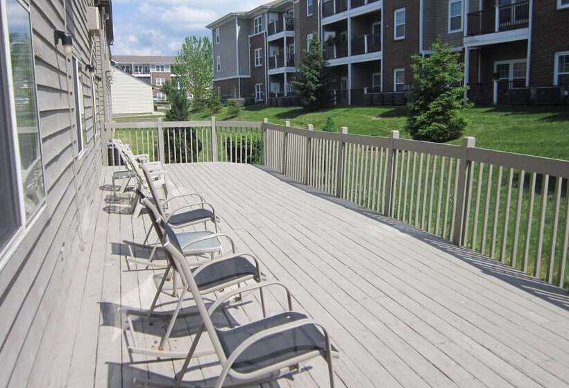 فندق Quality Inn Nashville  Bloomington