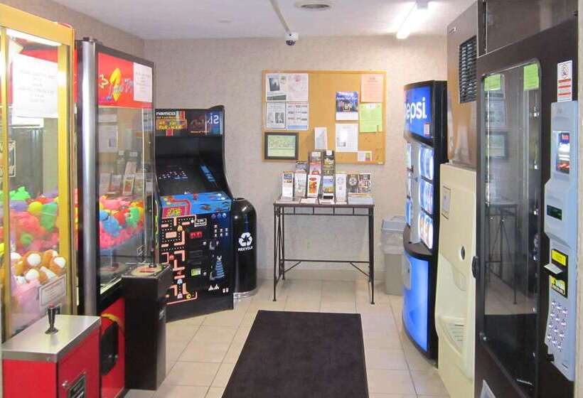 فندق Quality Inn Nashville  Bloomington