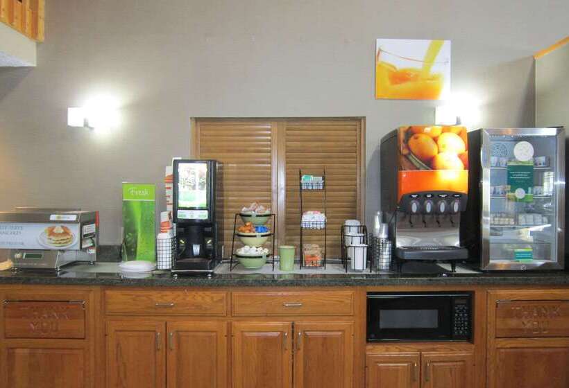 בית מלון כפרי Quality Inn Nashville  Bloomington