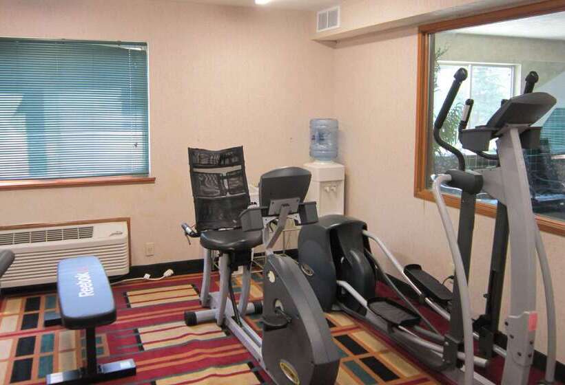 בית מלון כפרי Quality Inn Nashville  Bloomington