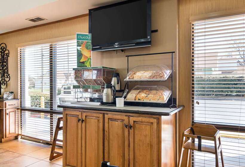 هتل Quality Inn Near Casinos And Convention Center