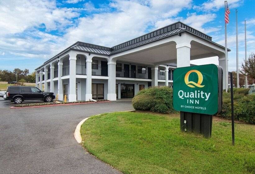 هتل Quality Inn Near Casinos And Convention Center