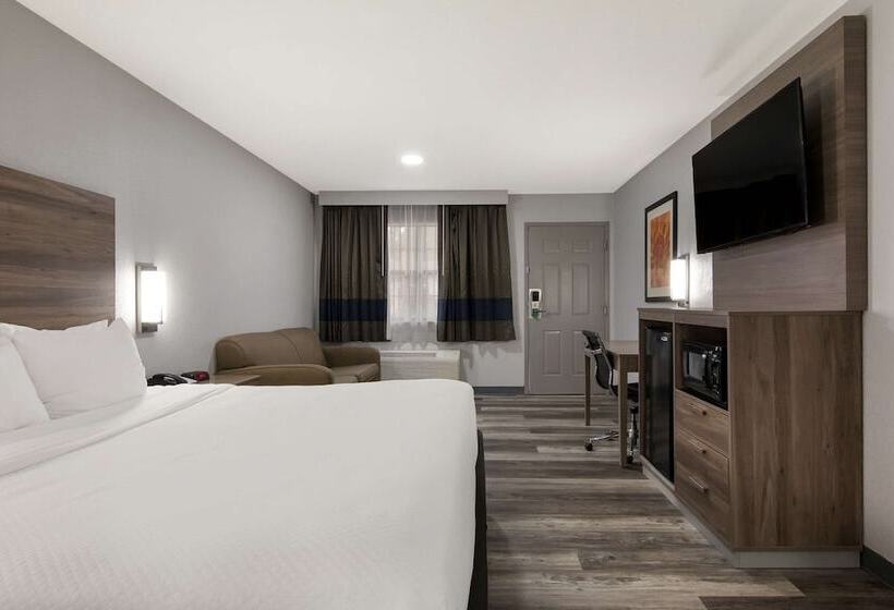 هتل Quality Inn Near Casinos And Convention Center