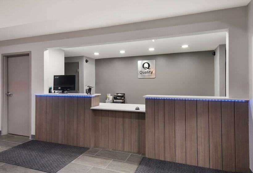 هتل Quality Inn Near Casinos And Convention Center