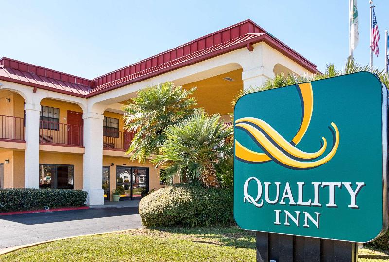 هتل Quality Inn Near Casinos And Convention Center