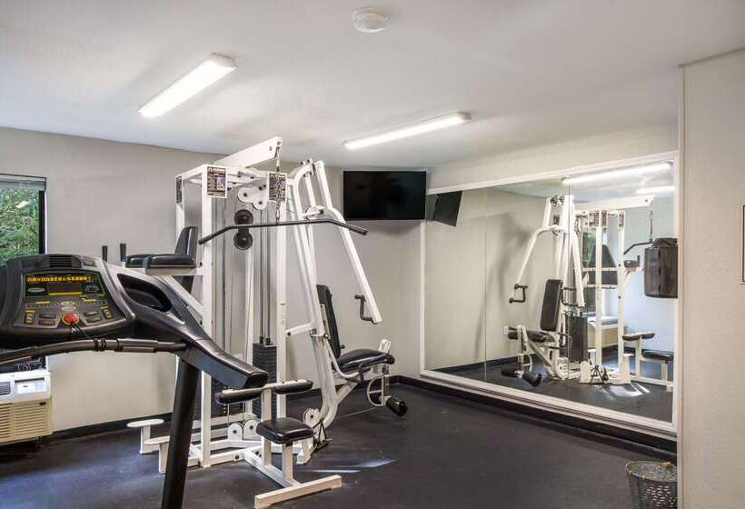 Отель Quality Inn Near Mcas Cherry Point