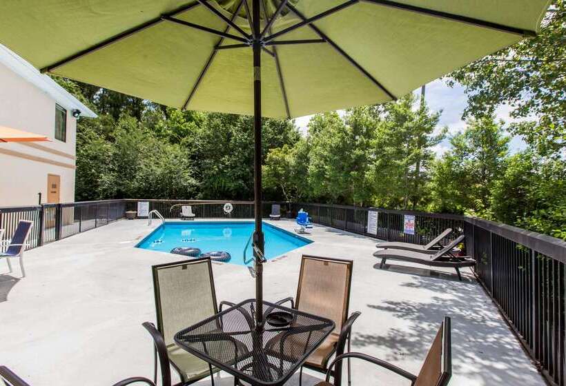 ホテル Quality Inn Near Mcas Cherry Point