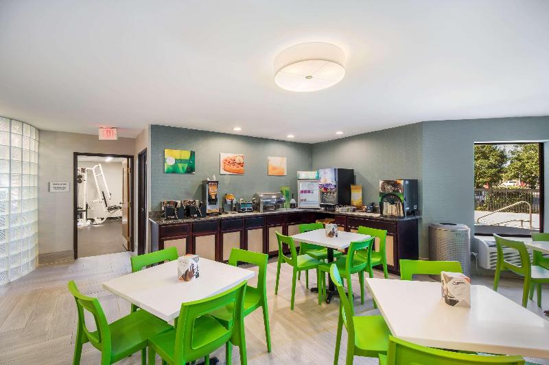 Отель Quality Inn Near Mcas Cherry Point