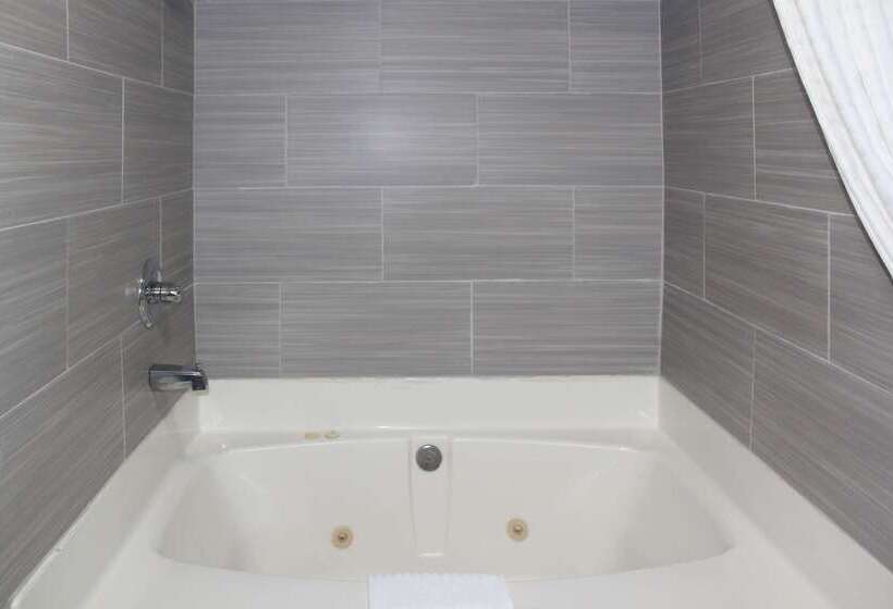 בית מלון כפרי Quality Inn North Vernon