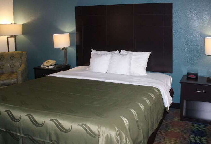 בית מלון כפרי Quality Inn North Vernon