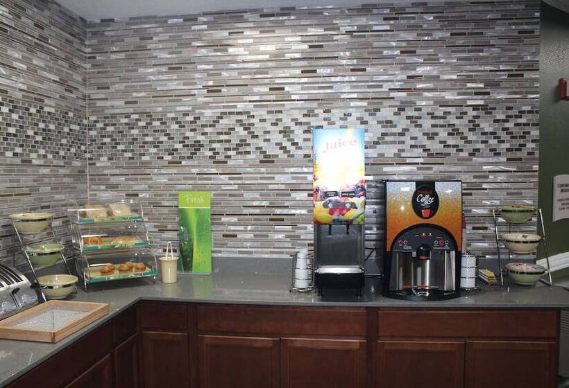 בית מלון כפרי Quality Inn North Vernon