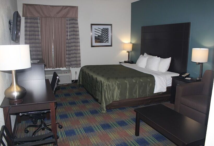 فندق Quality Inn North Vernon