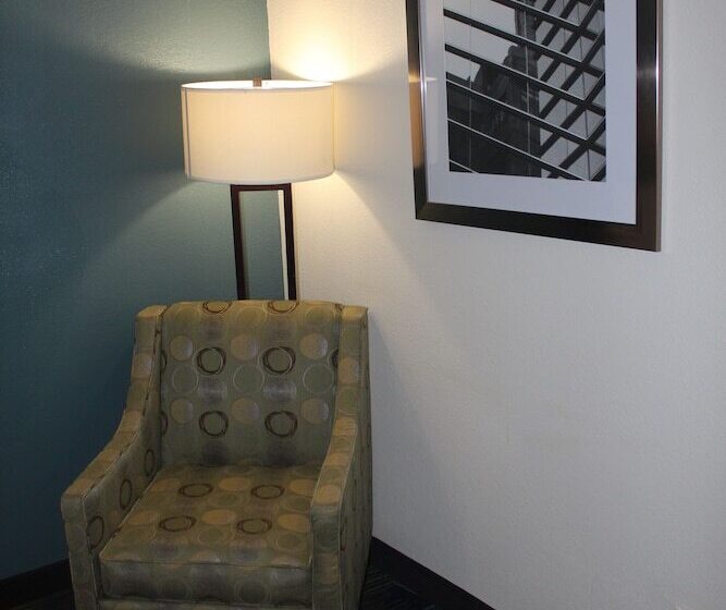 فندق Quality Inn North Vernon