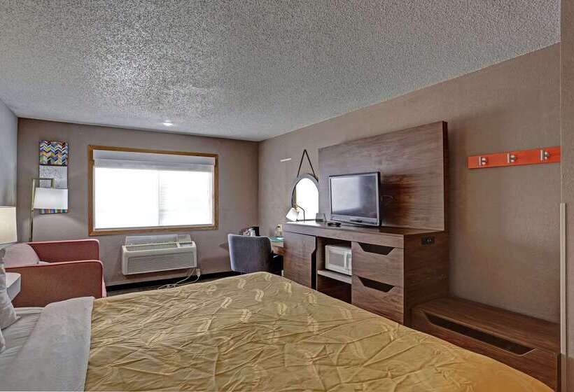 فندق Quality Inn Pierrefort Pierre