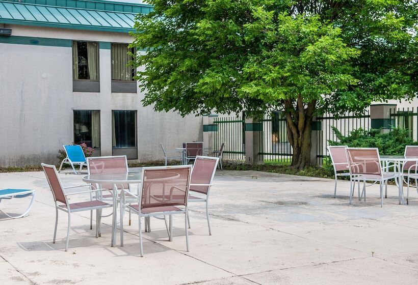 فندق Quality Inn Rochester South