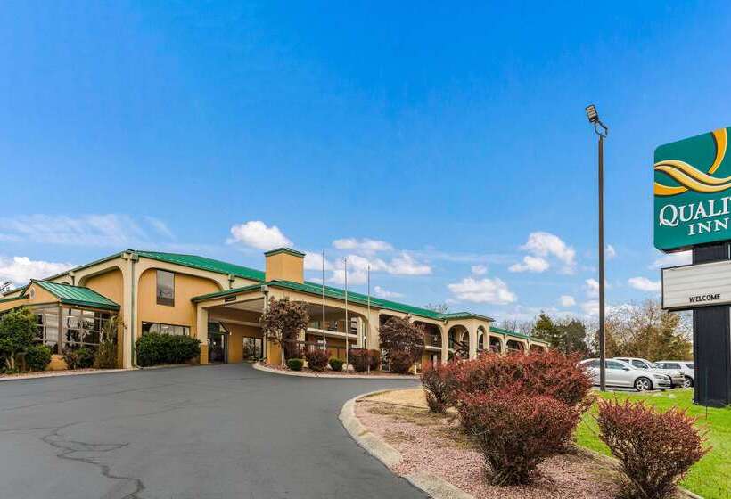 בית מלון כפרי Quality Inn Russellville