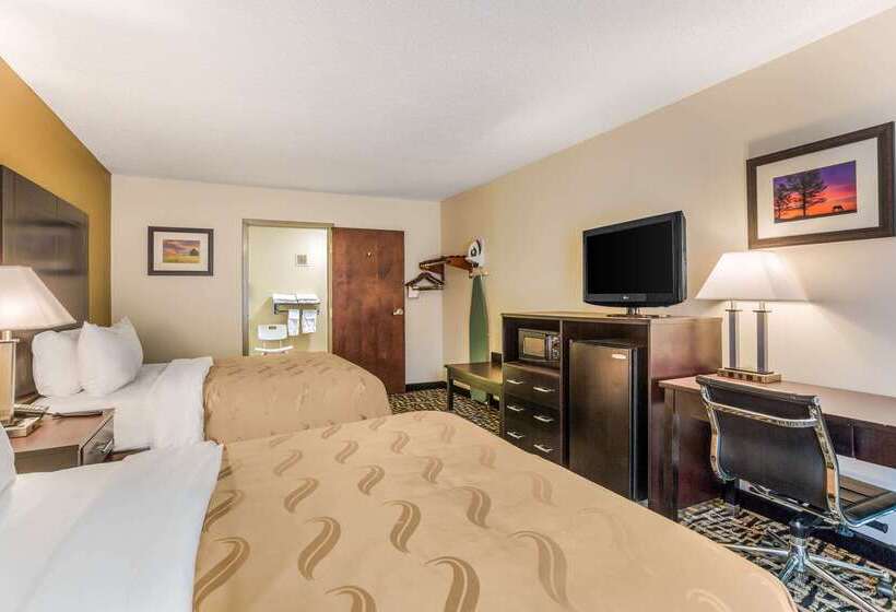 فندق Quality Inn Russellville