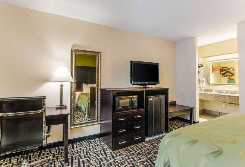 فندق Quality Inn Russellville