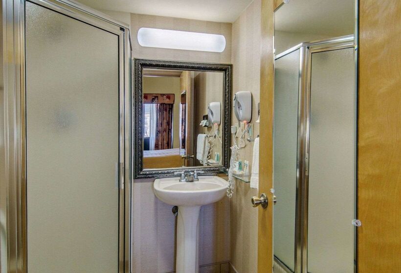 فندق Quality Inn Salem  I81