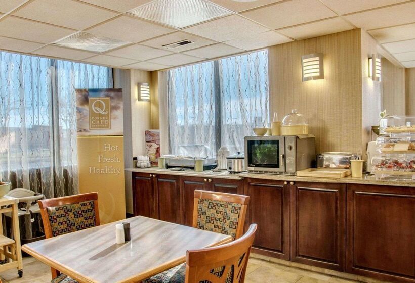 هتل Quality Inn Salem  I81
