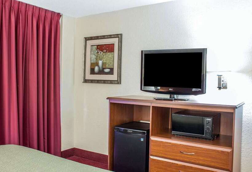 호텔 Quality Inn Selma   Smithfield