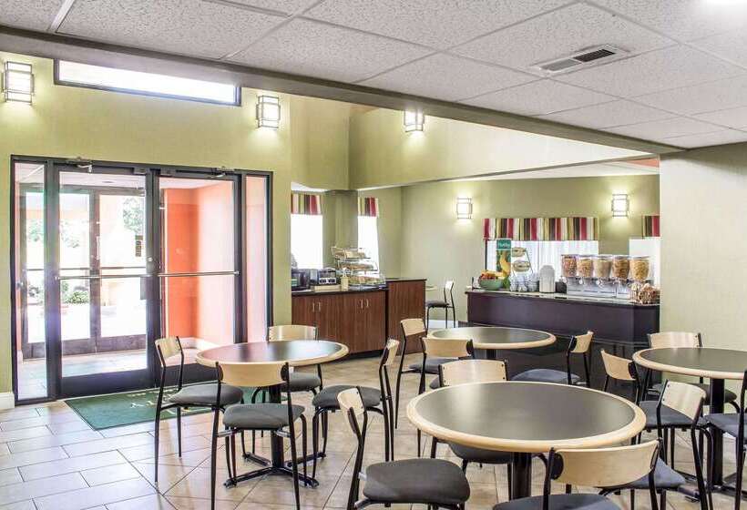 호텔 Quality Inn Selma   Smithfield