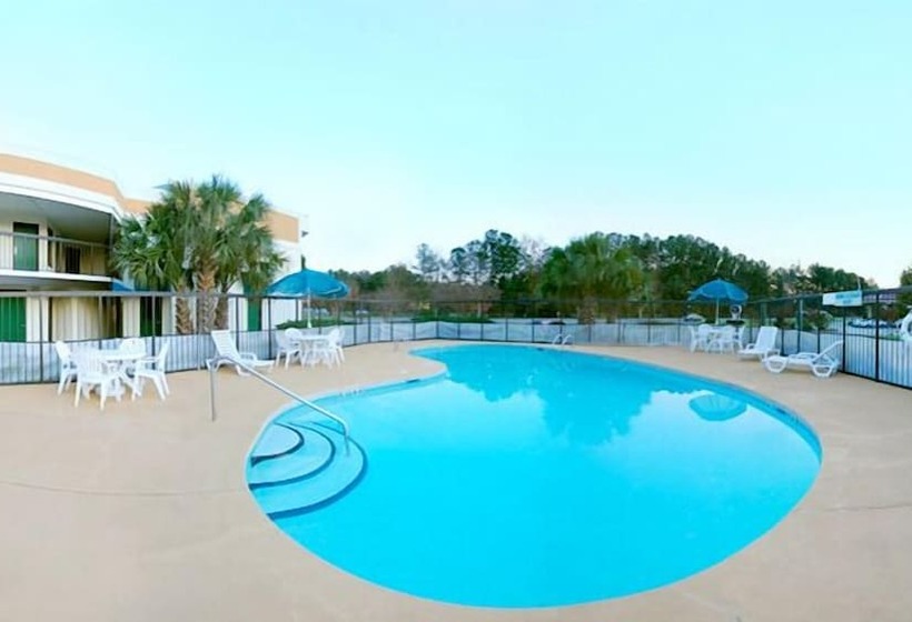 호텔 Quality Inn Selma   Smithfield