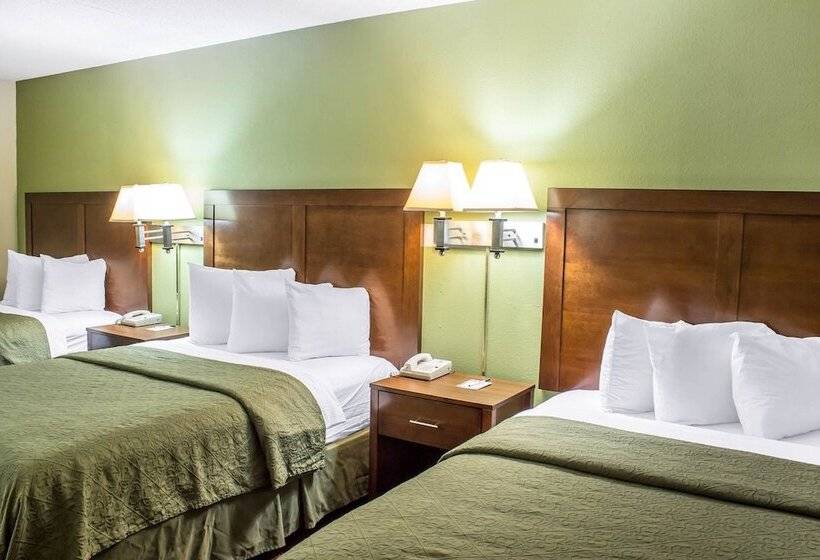 호텔 Quality Inn Selma   Smithfield