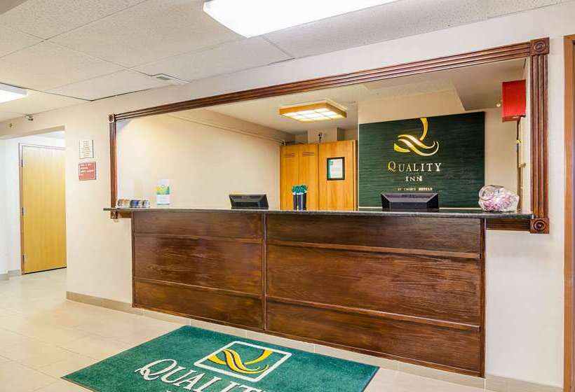 فندق Quality Inn Sidney I80