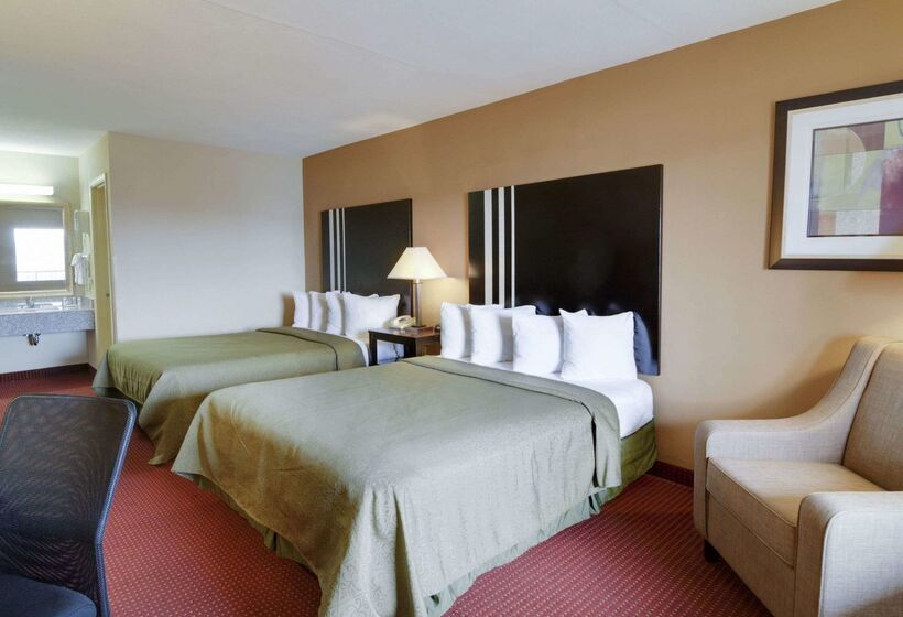 فندق Quality Inn & Suites Clarksville