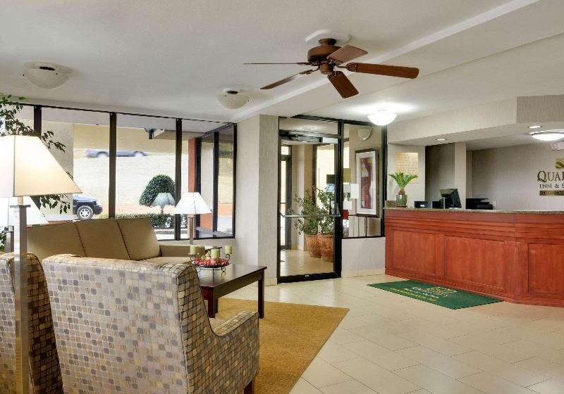 فندق Quality Inn & Suites Clarksville