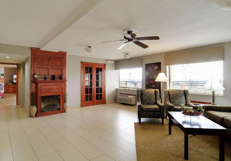 فندق Quality Inn & Suites Clarksville