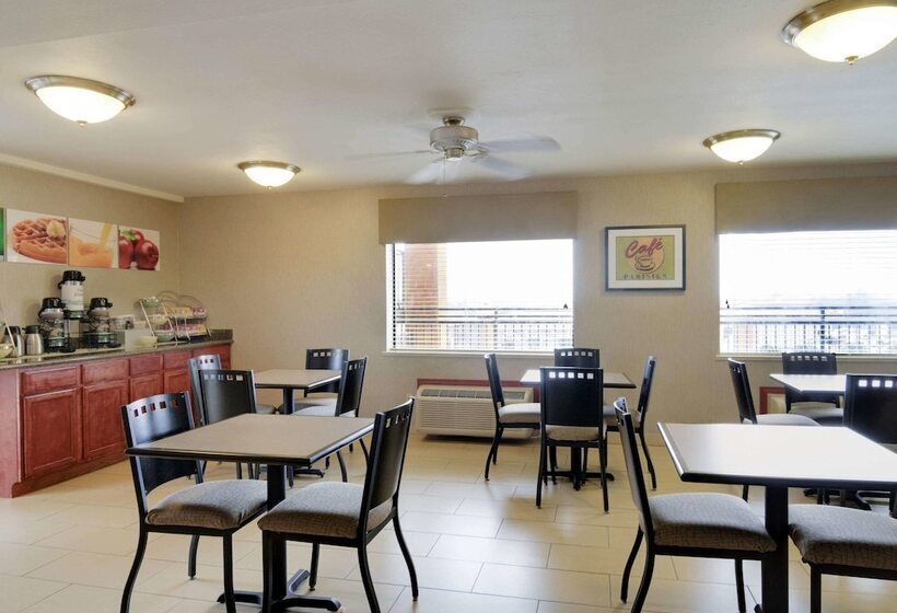 فندق Quality Inn & Suites Clarksville