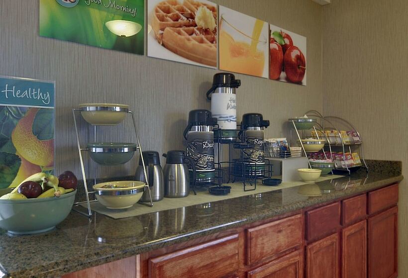 فندق Quality Inn & Suites Clarksville