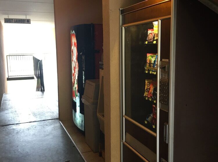 فندق Quality Inn & Suites Clarksville