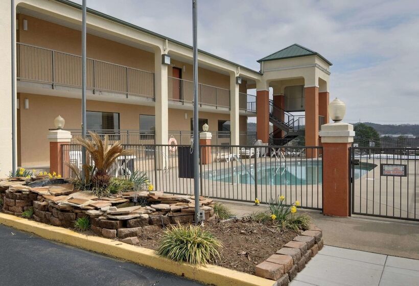 فندق Quality Inn & Suites Clarksville