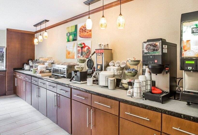 فندق Quality Inn & Suites