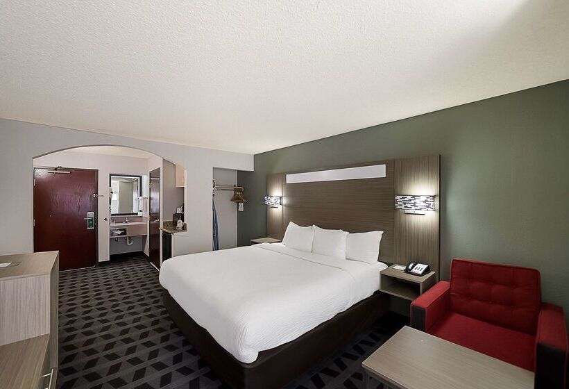 هتل Quality Inn & Suites Dfw Airport South