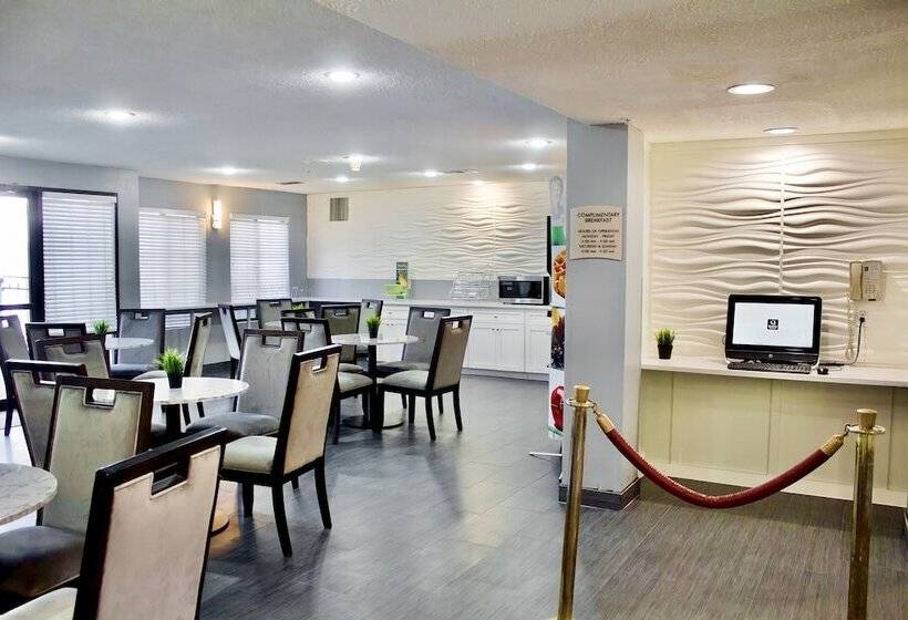 هتل Quality Inn & Suites Dfw Airport South