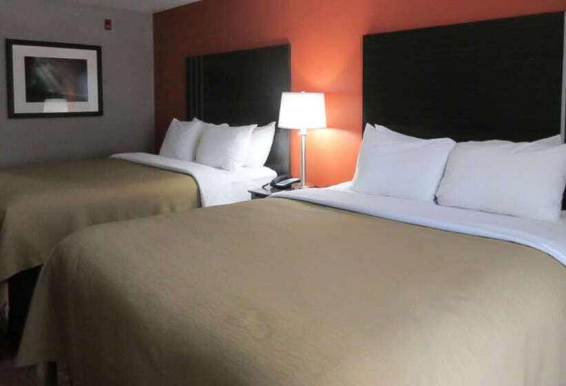 Отель Quality Inn & Suites Fresno Northwest