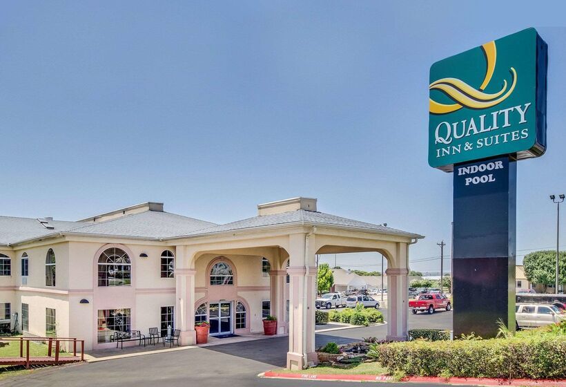 فندق Quality Inn & Suites