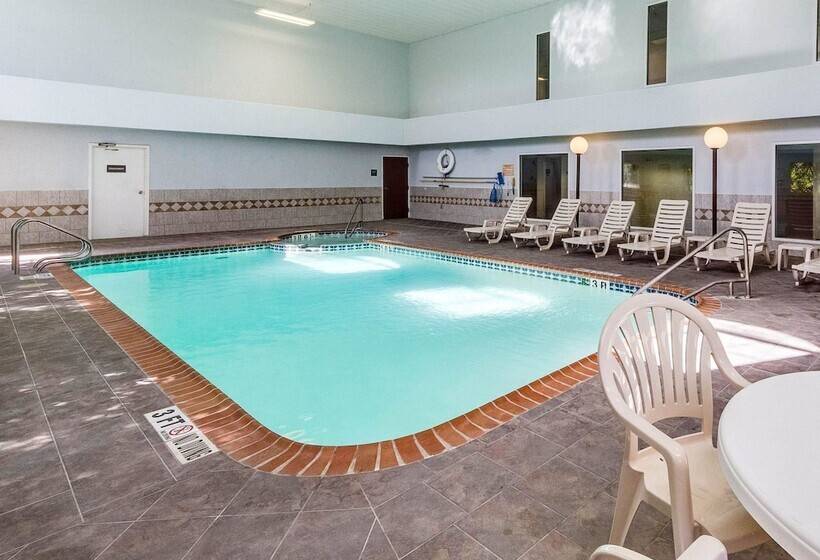 فندق Quality Inn & Suites