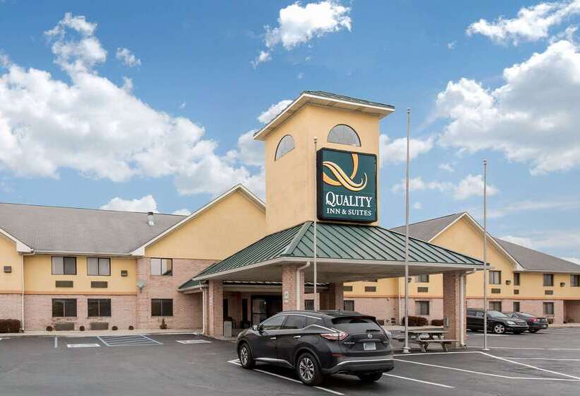בית מלון כפרי Quality Inn & Suites Lebanon I65
