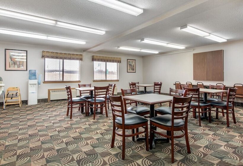 בית מלון כפרי Quality Inn & Suites Lebanon I65